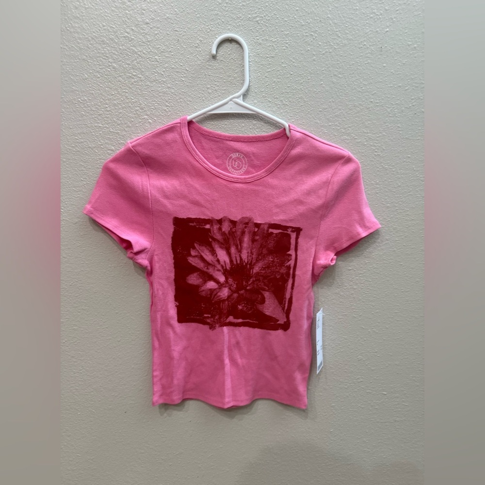 BNWT URBAN OUTFITTERS Y2K FLOWER BABY TEE